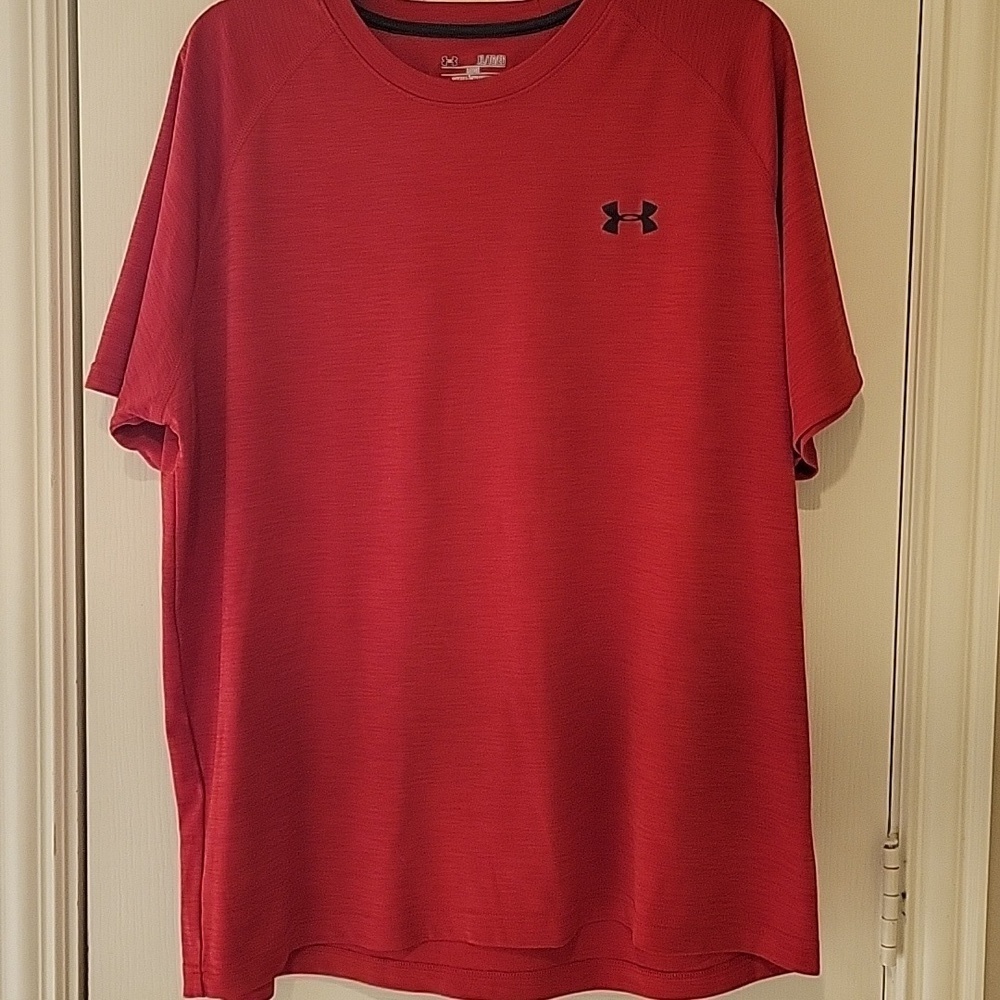 Under Armour Men's Red Shirt size XL